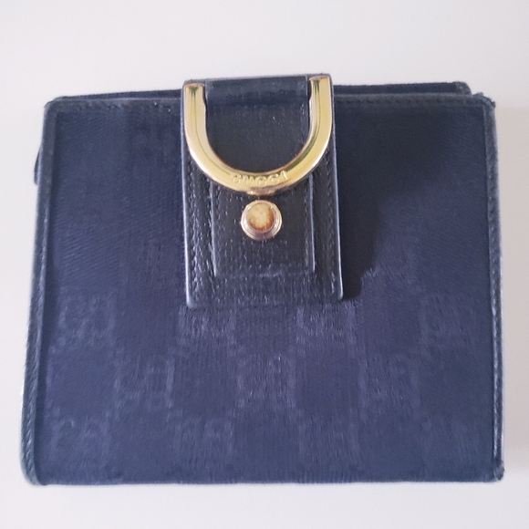 Gucci Black/Black  GG Canvas and Leather Abbey D Ring Compact Wallet - Picture 2 of 16